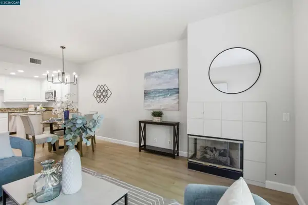 295 Tradewinds #202, San Jose, CA 95123