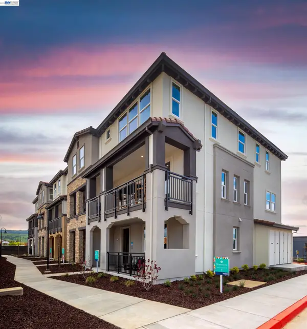 917 More Lane #1305, Morgan Hill, CA 95037