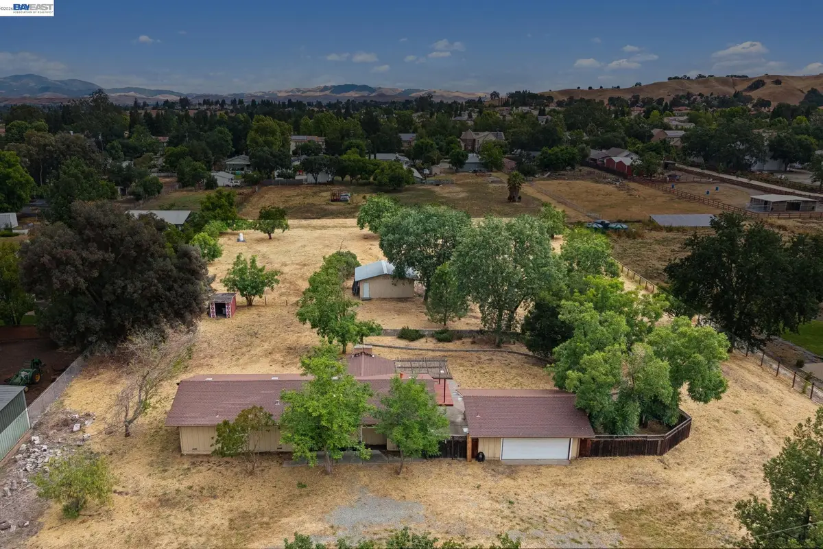 744 Mockingbird Ln, Pleasanton, CA 94566 - #1