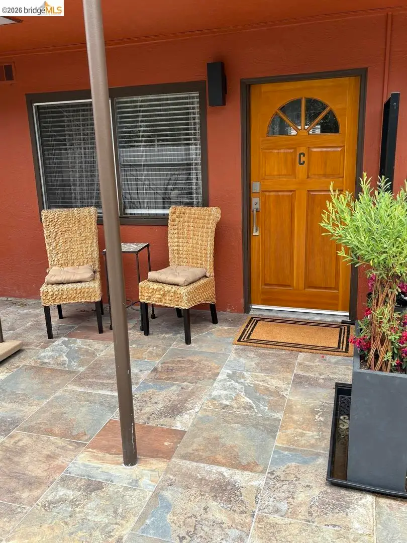 1728 7th St #C, Berkeley, CA 94710 - #2