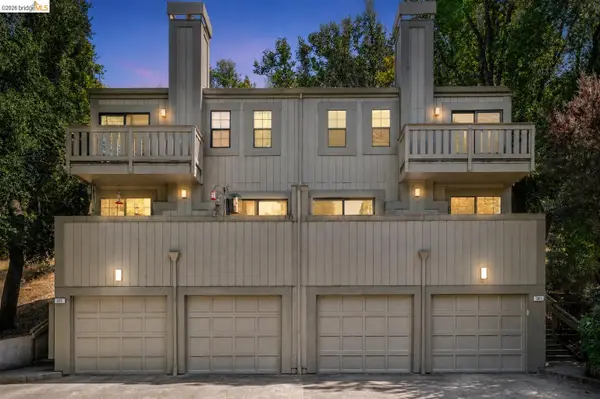 261 Redhawk Rd, Novato, CA 94949