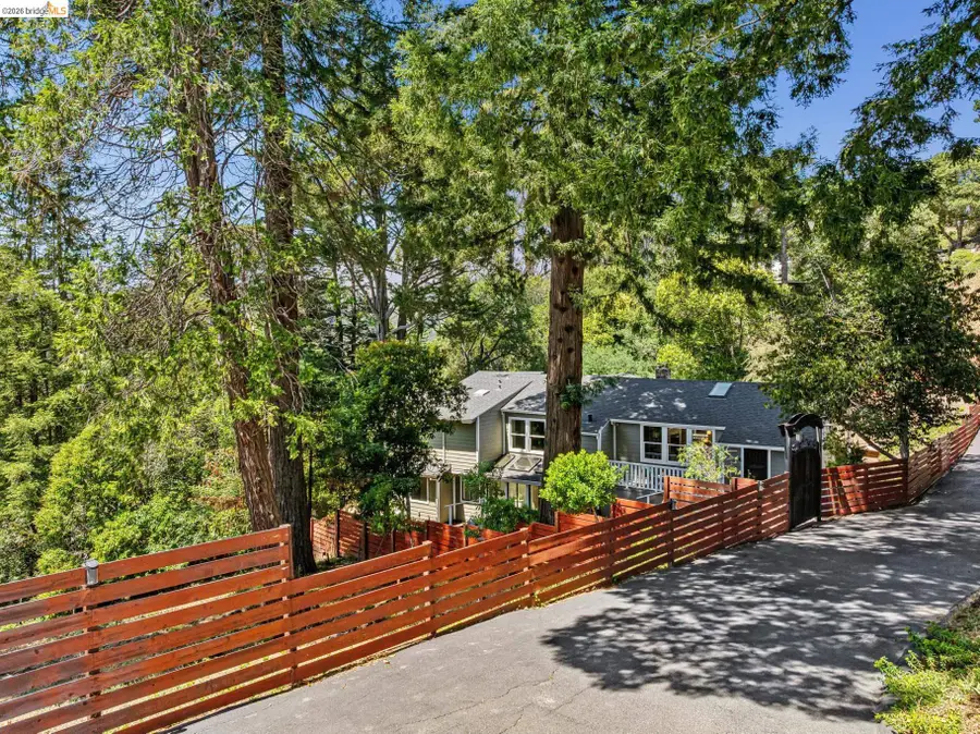 6281 Aspinwall Rd, Oakland, CA 94611 - #3