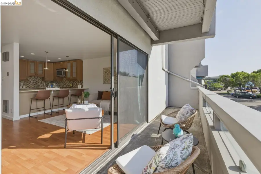 5 Embarcadero W #126, Oakland, CA 94607 - #3