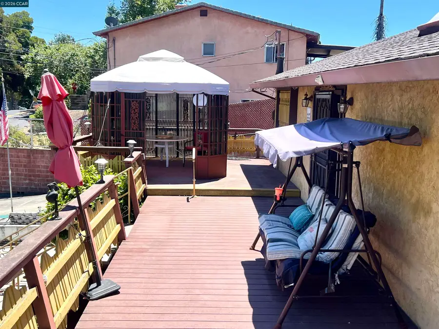 694 Renfrew Rd, El Sobrante, CA 94803 - #3