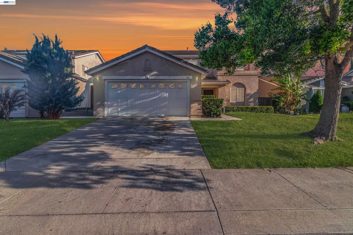 1110 Royal Blue Dr, Stockton, CA 95206 - #1