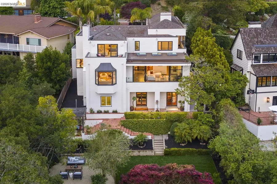 110 Somerset Rd, Piedmont, CA 94611 - #2
