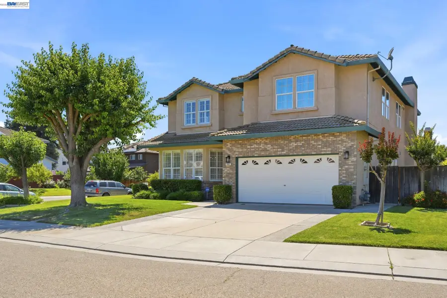 663 Clay Way, Ripon, CA 95366 - #2