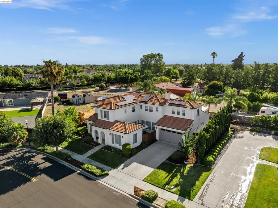 1596 Cherry Blossom Ct, Brentwood, CA 94513 - #2