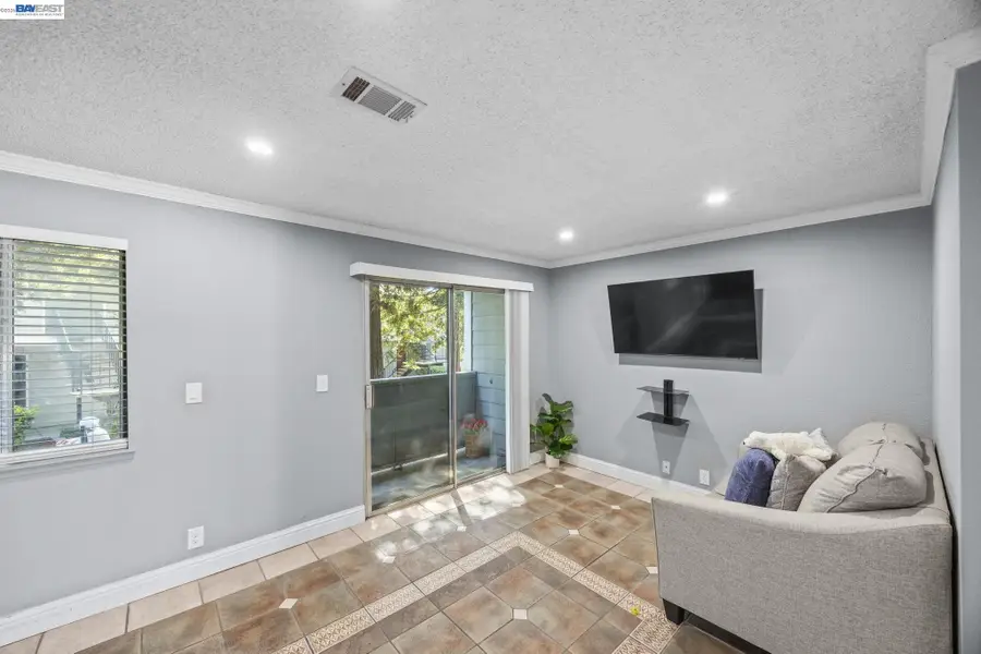 29627 Desert Oak Ct Unit #26 #26, Hayward, CA 94544 - #3