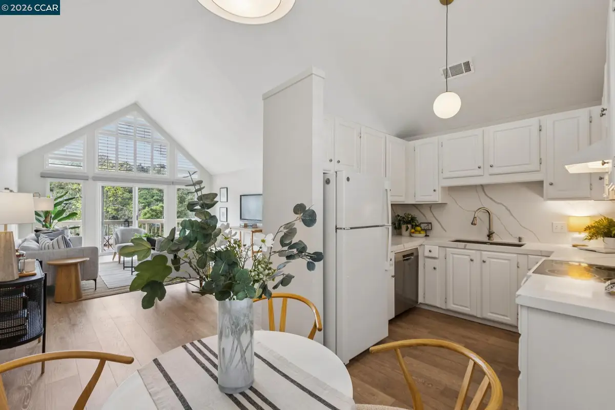122 Ascot Ct #B, Moraga, CA 94556 - #1
