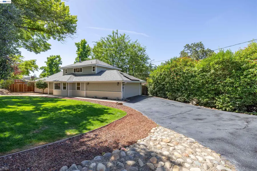 3632 Ravenwood Ln, Cameron Park, CA 95682 - #2