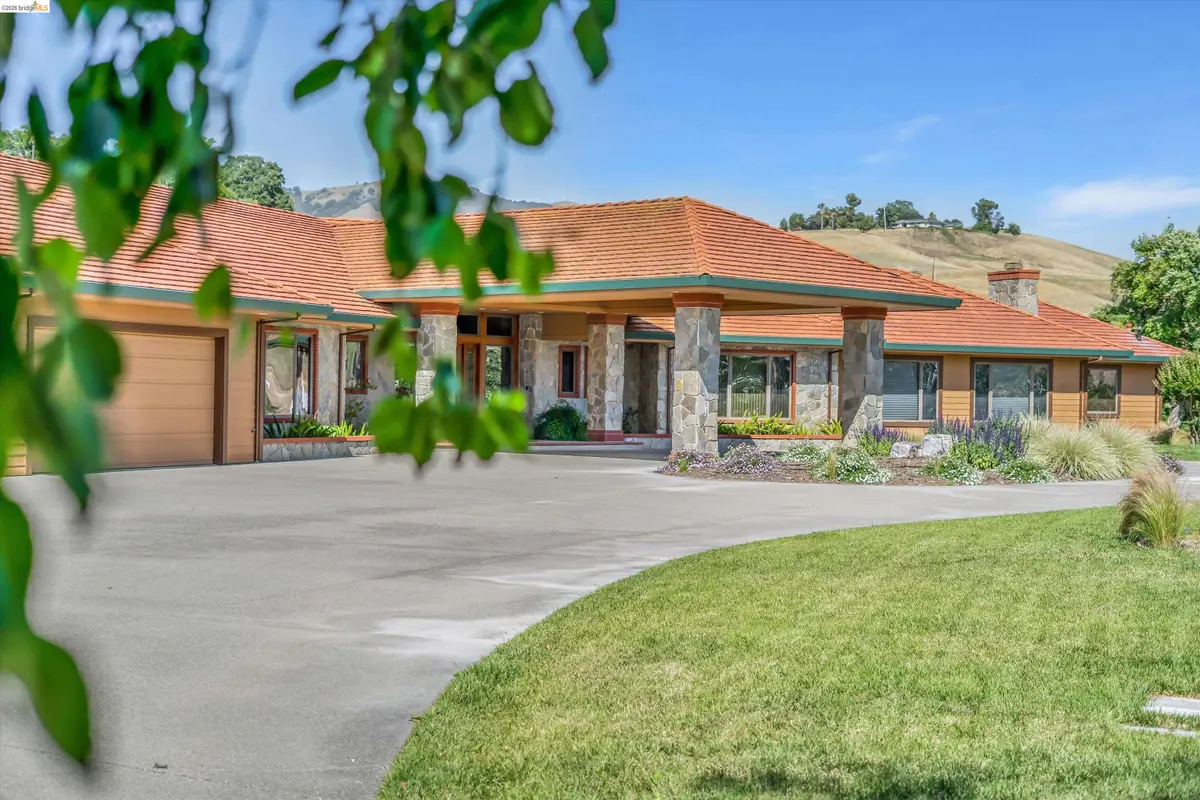 5885 Bruce Dr, Danville, CA 94506 - #1
