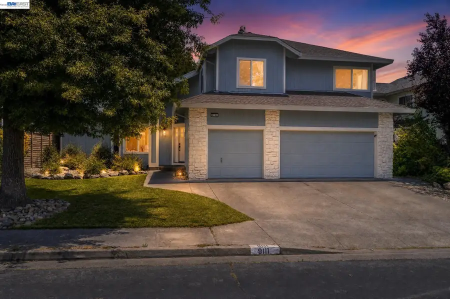 9111 Piccadilly Circle, Windsor, CA 95492 - #2