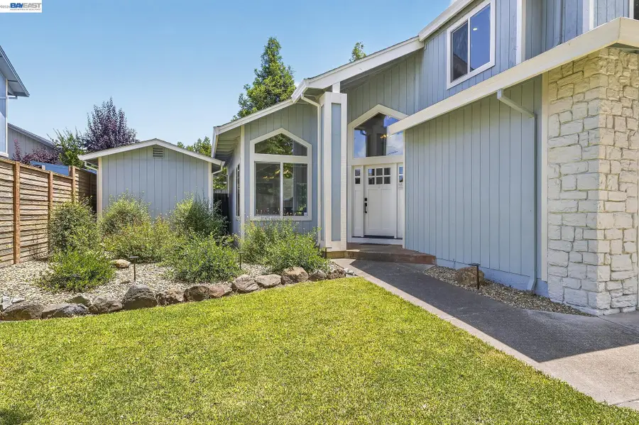 9111 Piccadilly Circle, Windsor, CA 95492 - #3
