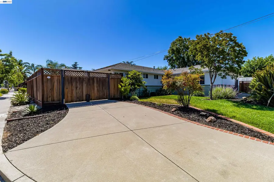 1042 Nielsen Lane, Livermore, CA 94550 - #3
