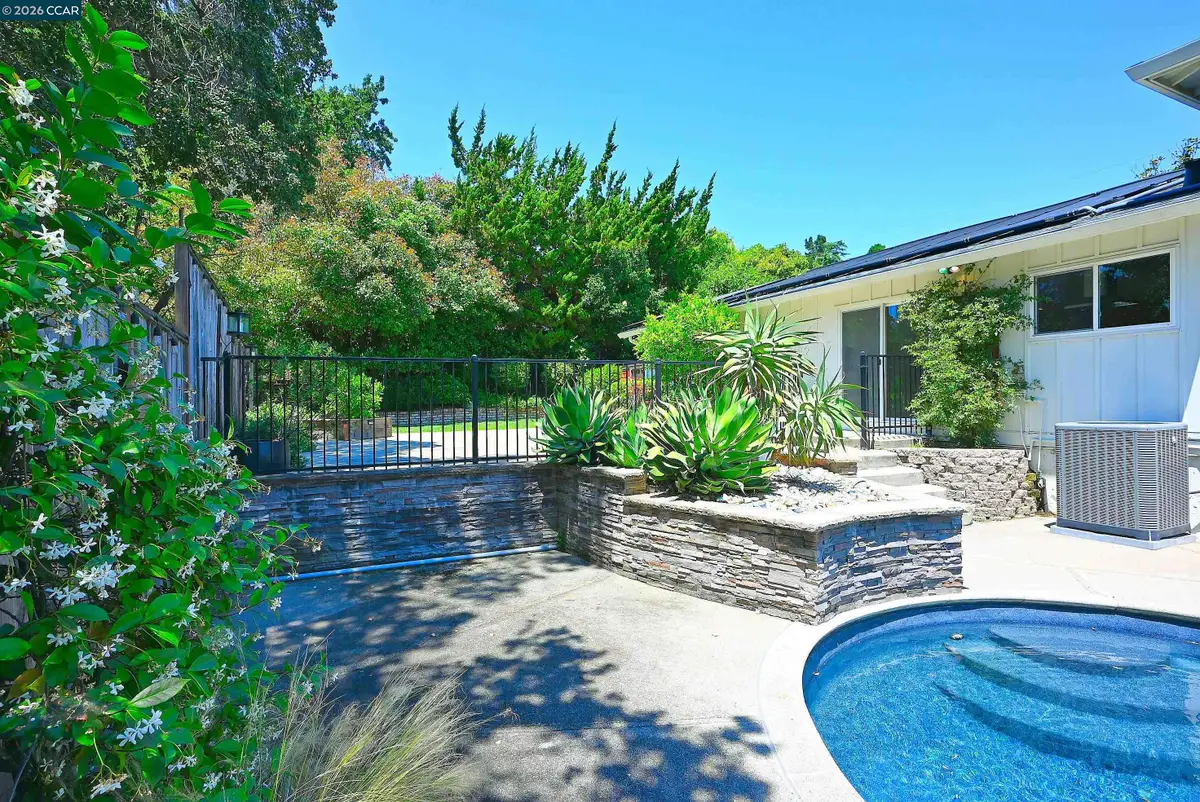 731 Hamilton Dr, Pleasant Hill, CA 94523 - #1