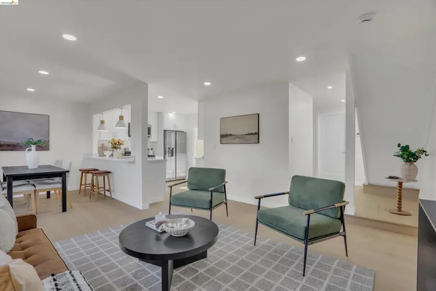 129 Villa Dr, San Pablo, CA 94806 - #3
