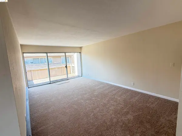260 Industrial Pkwy #38, Hayward, CA 94544