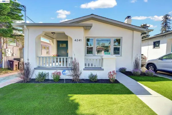 4241 Suter St, Oakland, CA 94619