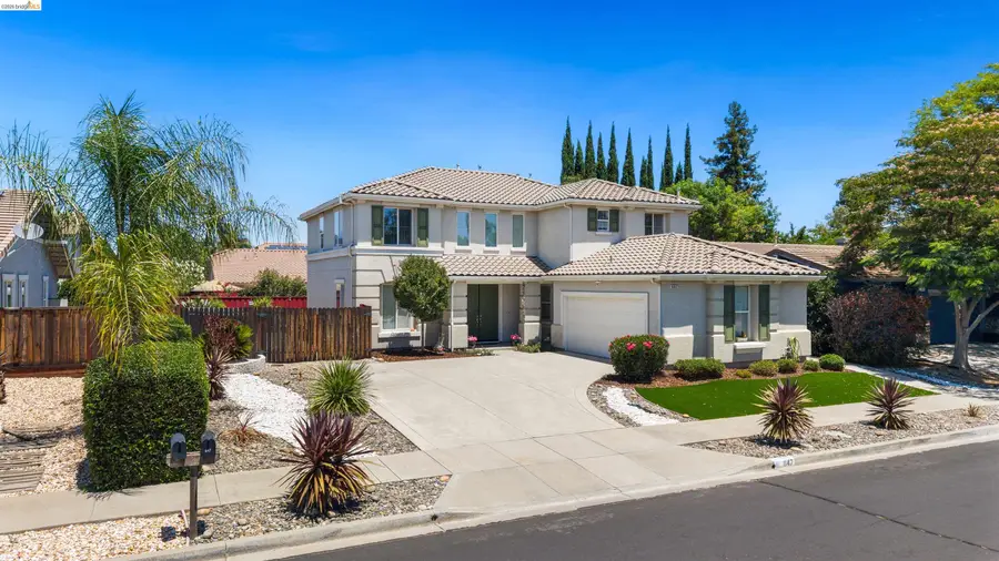 647 Macadamia Ct, Brentwood, CA 94513 - #2