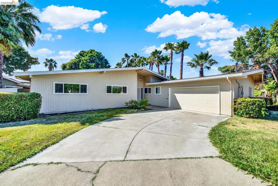 8 N Lake Dr, Antioch, CA 94509 - #3