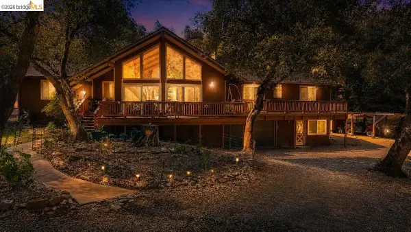 8733 Fraguero Rd, Sonora, CA 95370