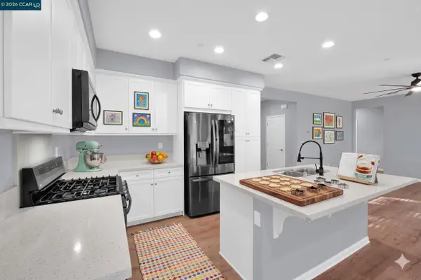 312 Macarthur Way, Brentwood, CA 94513