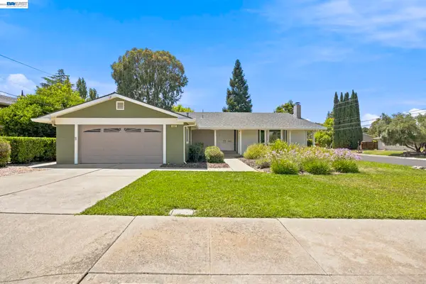 1082 Springfield Dr., Walnut Creek, CA 94598