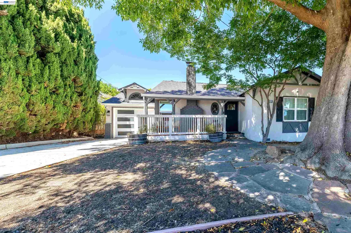 16004 Wellington Way, Castro Valley, CA 94578 - #1