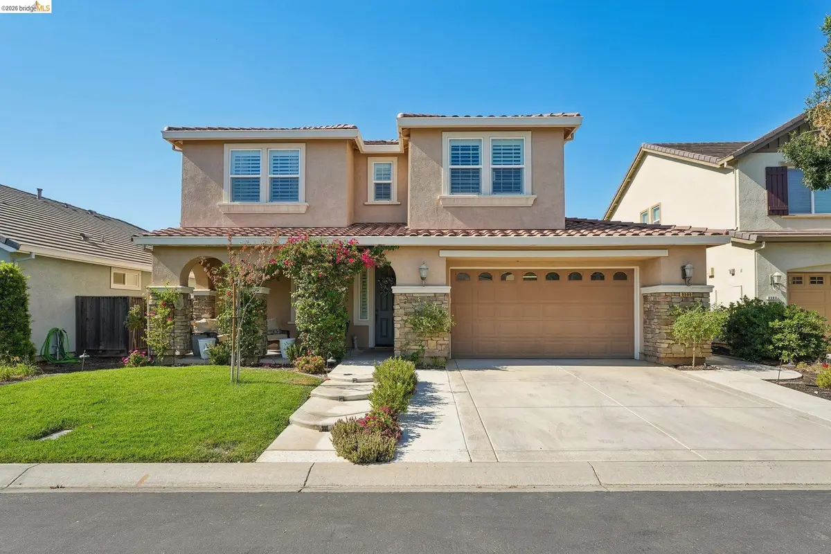 8586 Pinehollow Cir, Discovery Bay, CA 94505 - #1