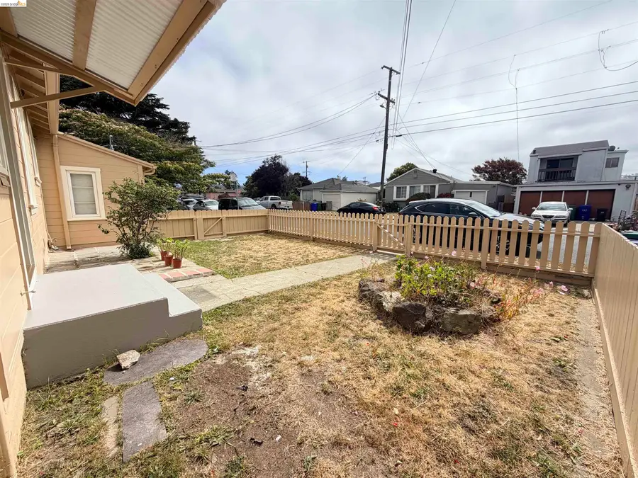 787 34th St, Richmond, CA 94805 - #2
