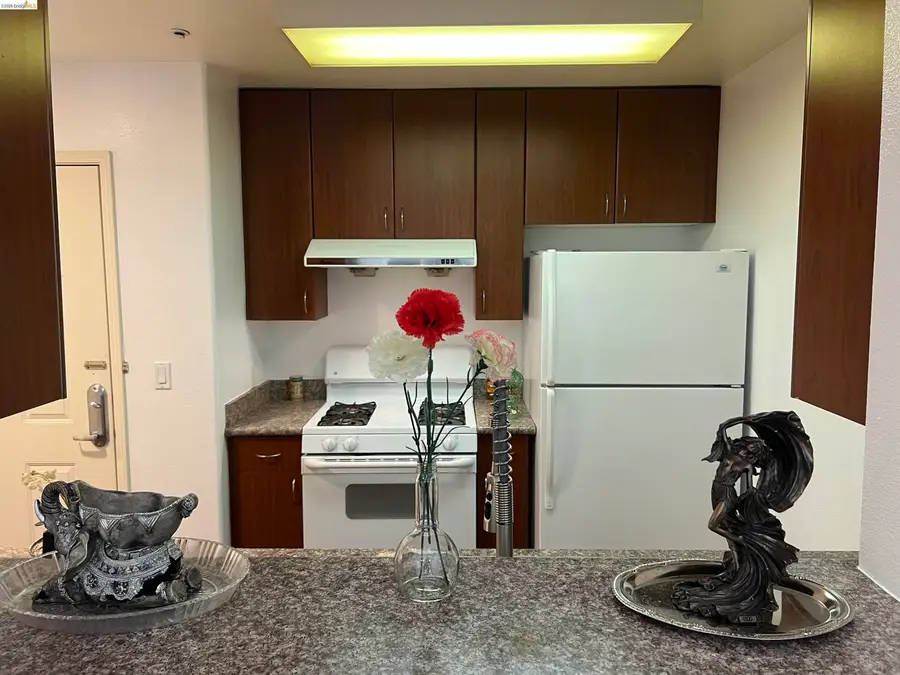 989 Franklin Street #307, Oakland, CA 94607 - #2