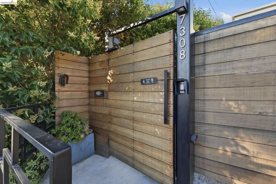 7308 Hillmont, Oakland, CA 94605 - #2