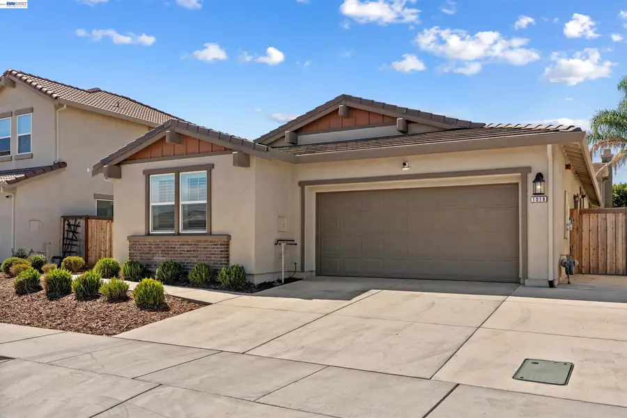 1018 Shearwater Rd., Lathrop, CA 95330 - #3