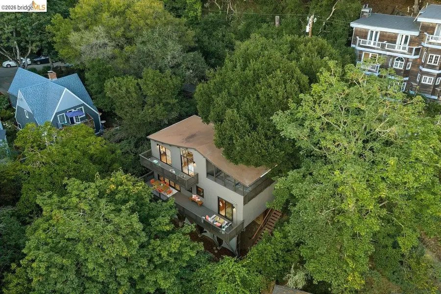 433 Capricorn Ave, Oakland, CA 94611 - #2