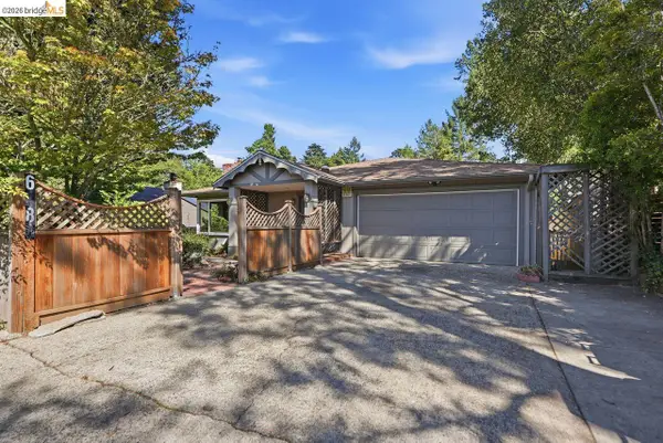 6480 Ascot Dr, Oakland, CA 94611