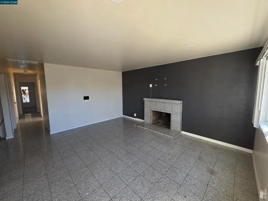 107 Orange St, Vallejo, CA 94590 - #2