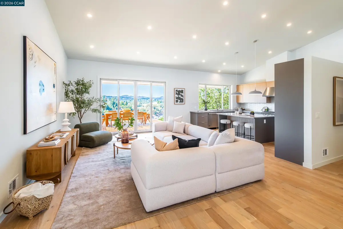 105 Hillcroft, Walnut Creek, CA 94597 - #1
