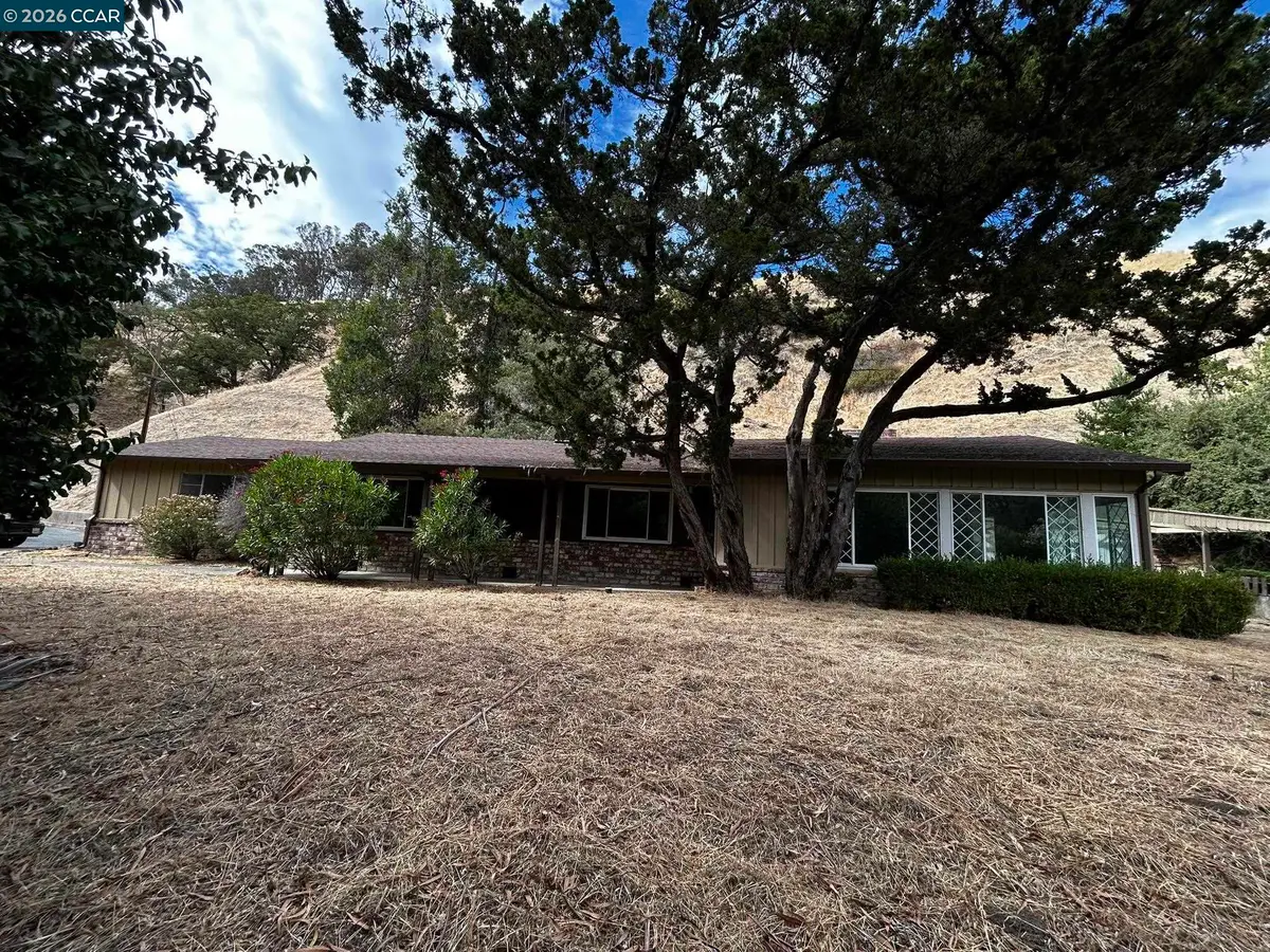1556 Springbrook Rd, Walnut Creek, CA 94597 - #1
