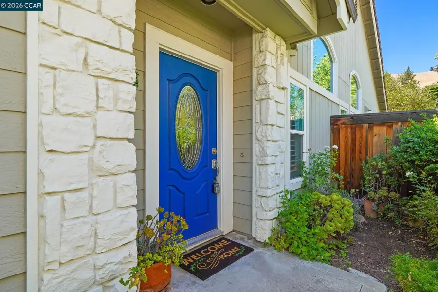 5027 Keller Ridge Dr, Clayton, CA 94517 - #3