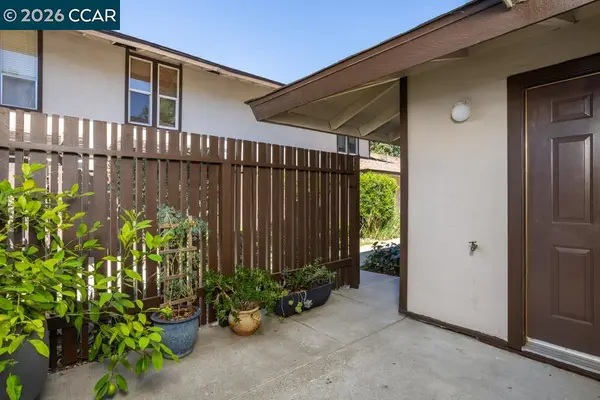 5468 Roundtree Pl #P, Concord, CA 94521
