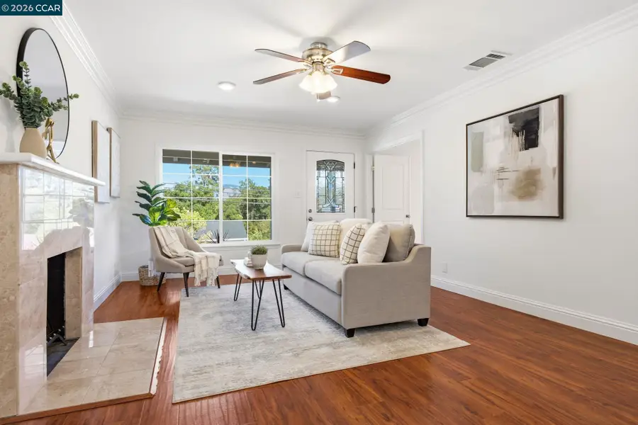 1277 Juanita Dr, Lafayette, CA 94595 - #2