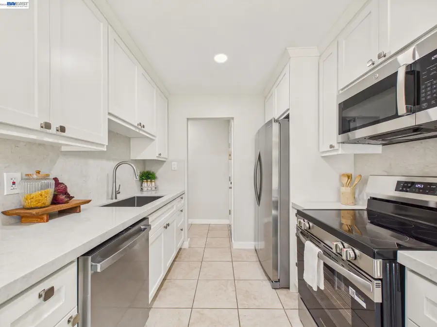8975 Alcosta Blvd #101, San Ramon, CA 94583 - #2