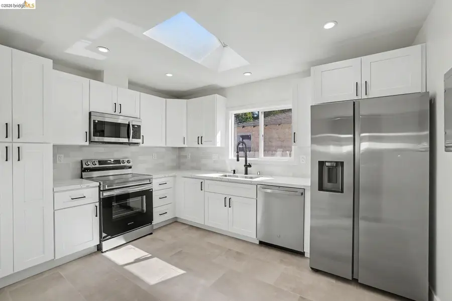 952 105th Ave, Oakland, CA 94603 - #2