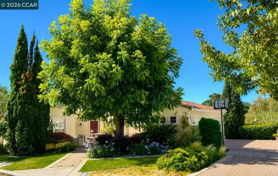 4334 Santa Rita Rd, El Sobrante, CA 94803 - #2
