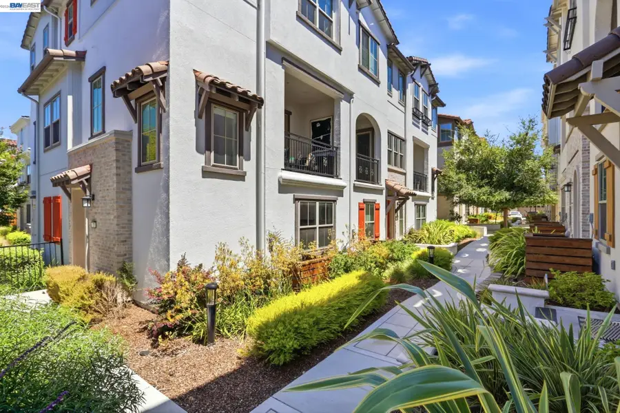 332 Harcot Ter, Sunnyvale, CA 94085 - #3