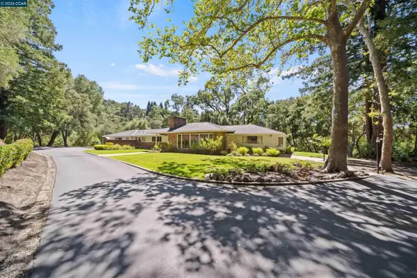 18 Sycamore Rd, Orinda, CA 94563