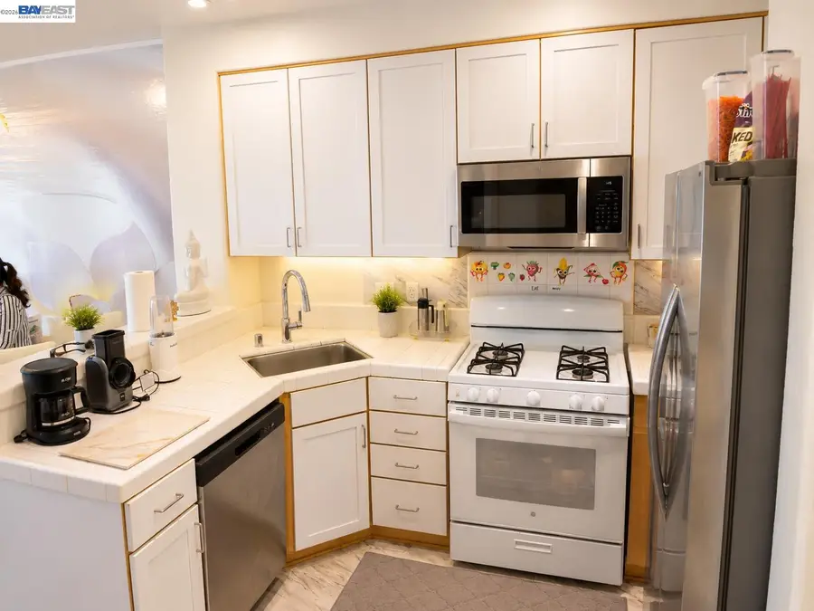 693 Chase Ave, Hayward, CA 94541 - #3