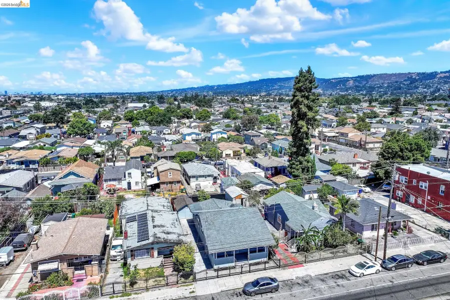 1055 105th Ave, Oakland, CA 94603 - #3