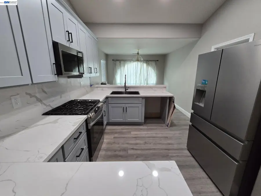 2140 NE Denali Park Ct, Newman, CA 95360 - #3